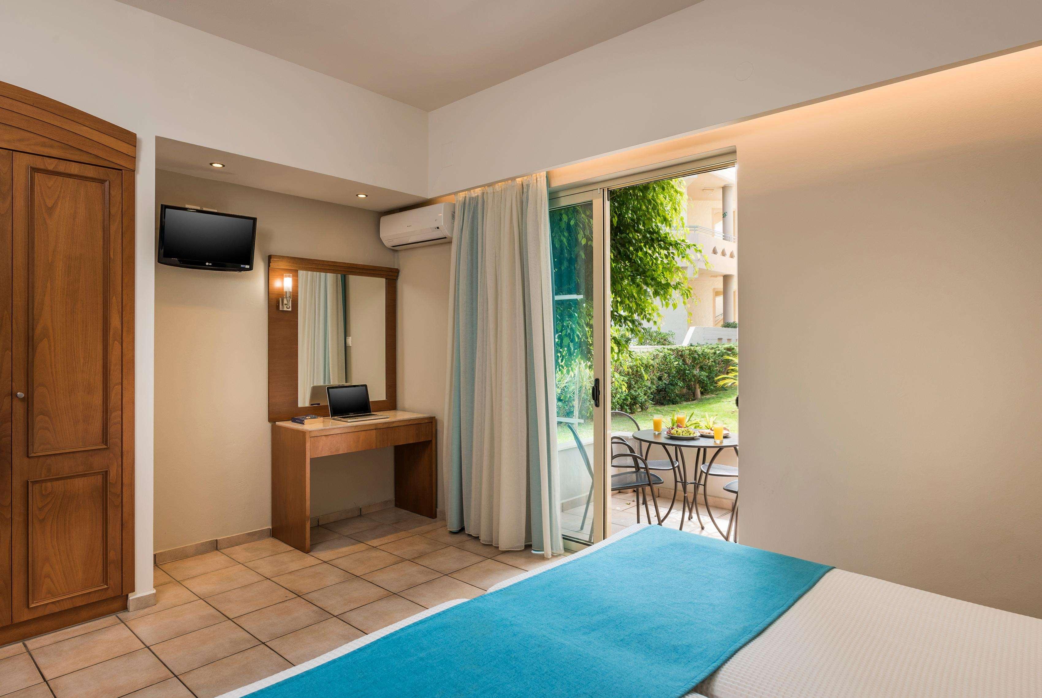 Elotis Suites (Adults Only) Agia Marina  Exterior photo